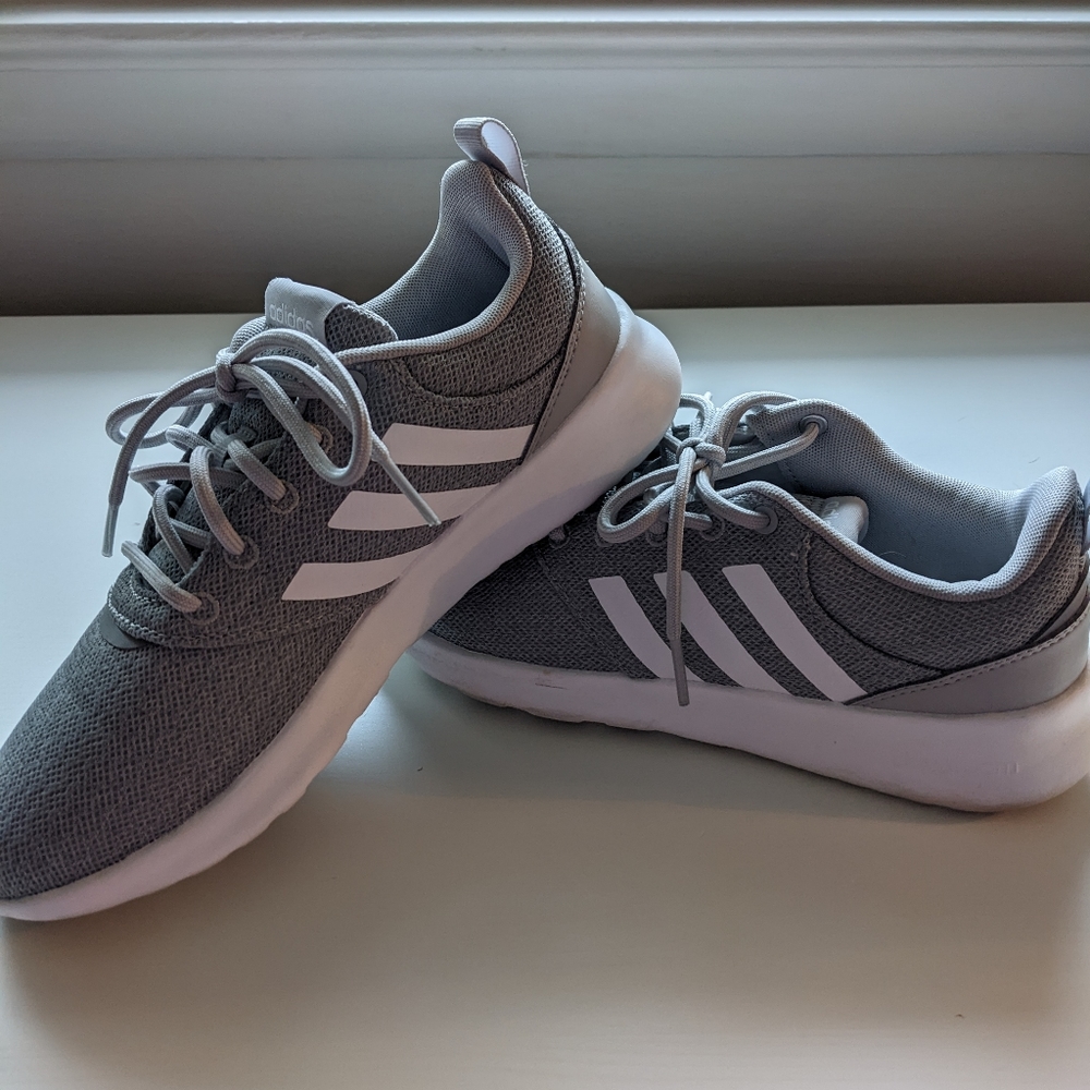 Adidas Cloudfoam comfort Women's 6.5